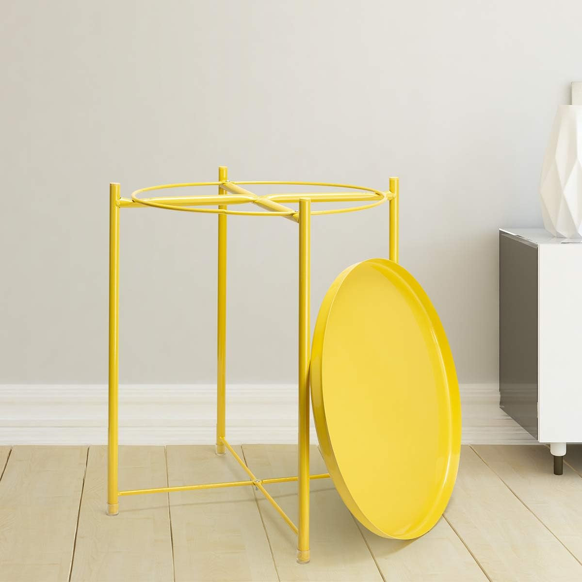 End Table, Outdoor Side Table Small Patio Desk round Metal Yellow Accent Nightstand for Small Spaces Coffee Nightstand Anti-Rust and Waterproof Bright Yellow