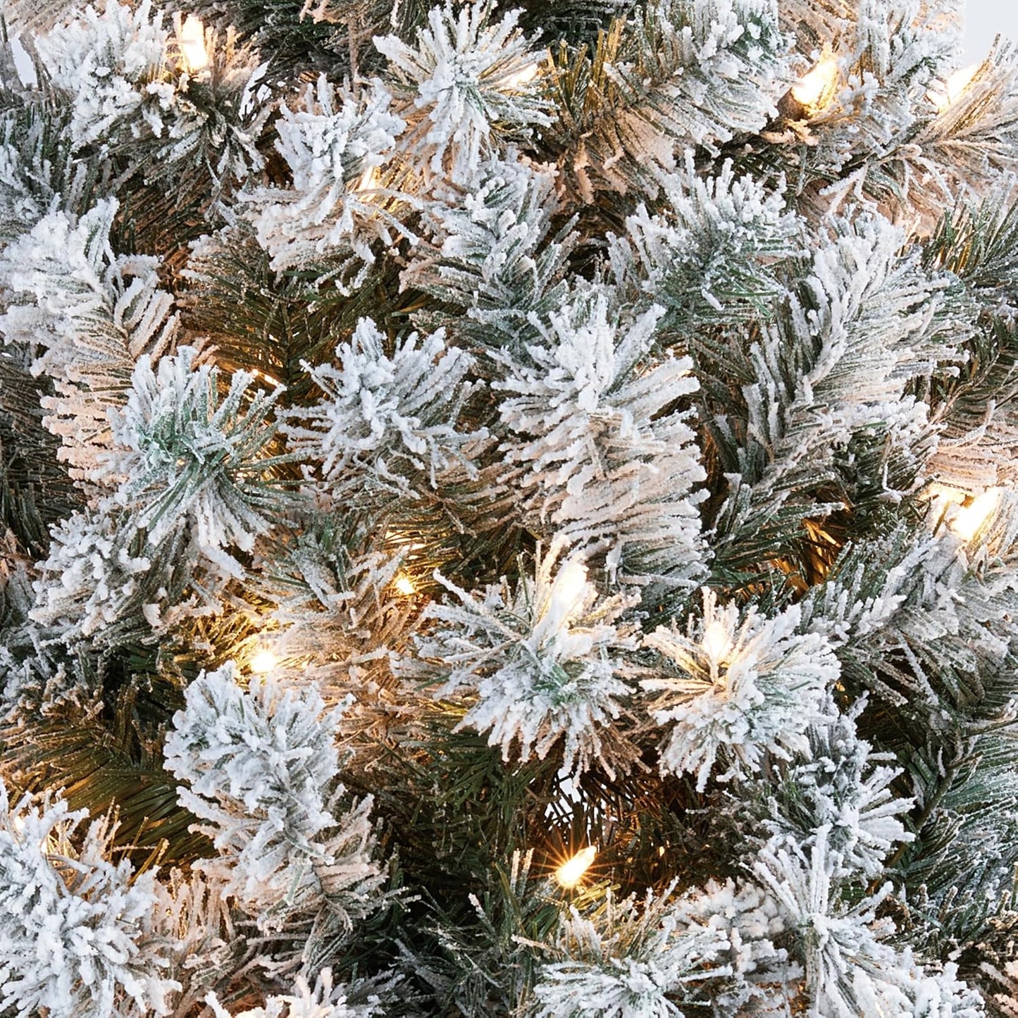 Yaheetech 9Ft Pre-Lit Artificial Christmas Tree with Incandescent Warm White Lights, Snow Flocked Full Prelighted Xmas Tree W/2084 Branch Tips, 900 Incandescent Lights & Foldable Stand, Green & White